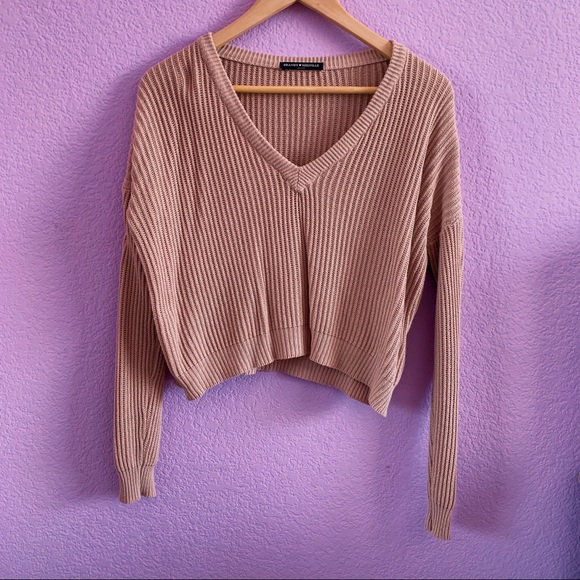 Brandy Melville Sweaters - Brandy Melville Knit Sweater
